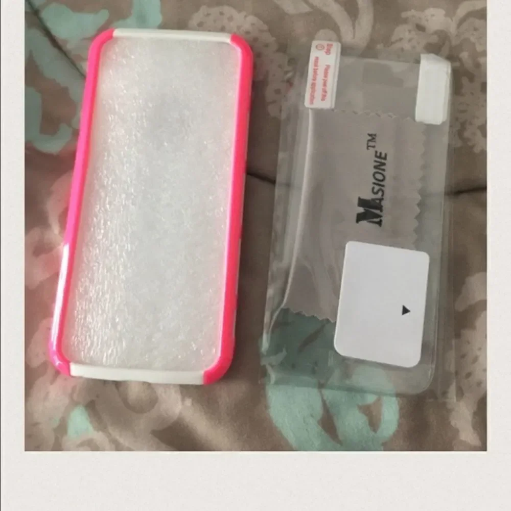 🎉1 hr sale🎉iPhone case 5s